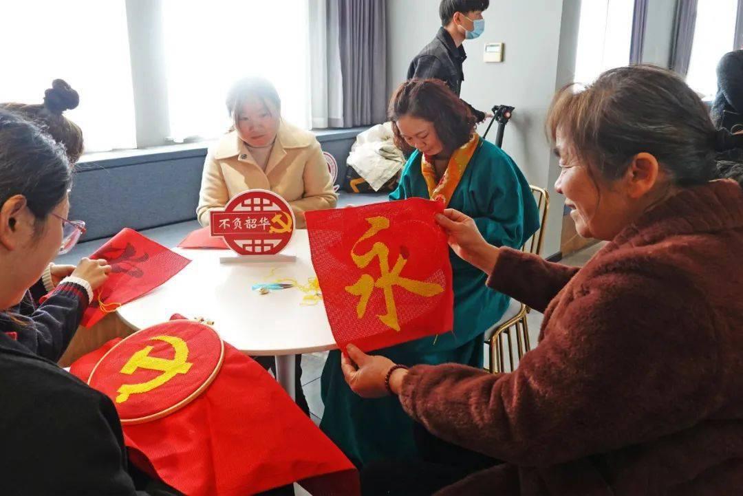 独眼萌怪的爱情